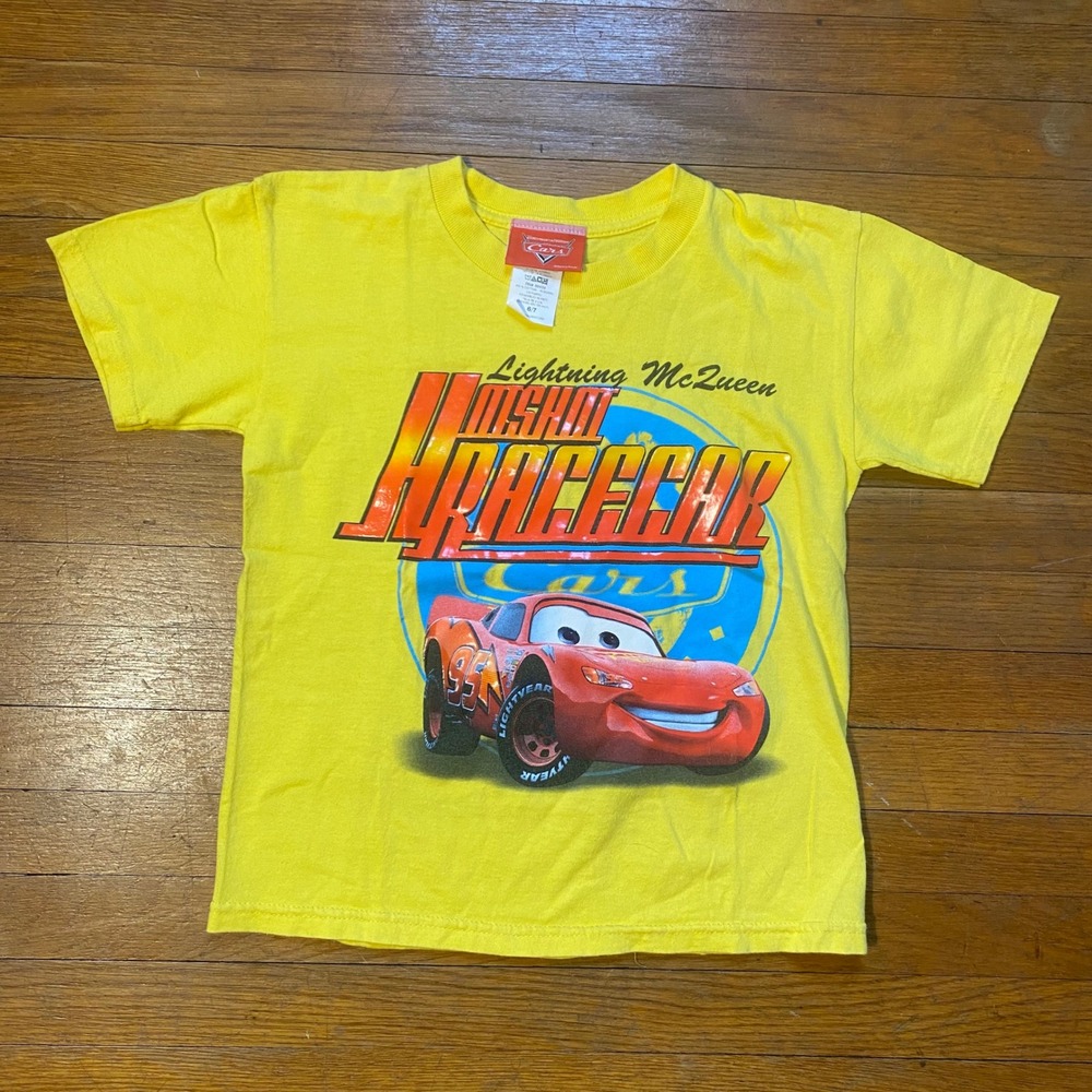 Disney Pixar Cars Lightning McQueen Yellow Graphic T-Shirt Kids Size 6/7
